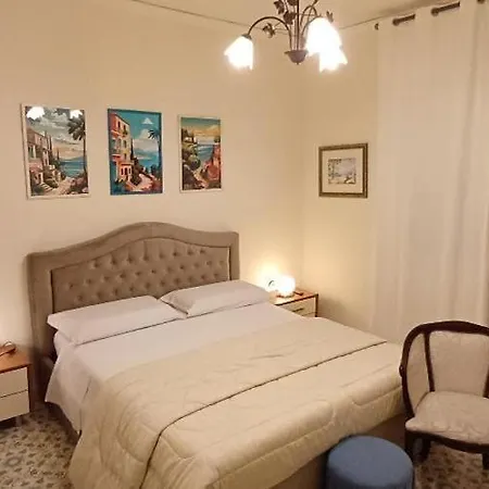 Casa Mary アパート ジャルディーニ・ナクソス